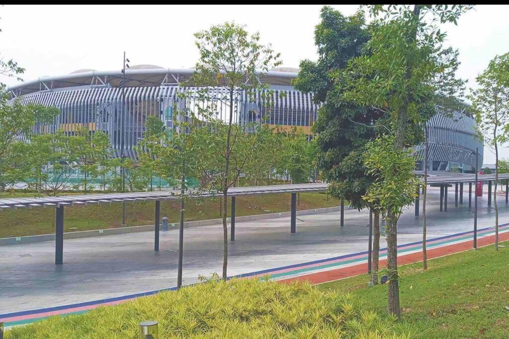Arena Stadium Bukit Jalil Furnished, Air Con