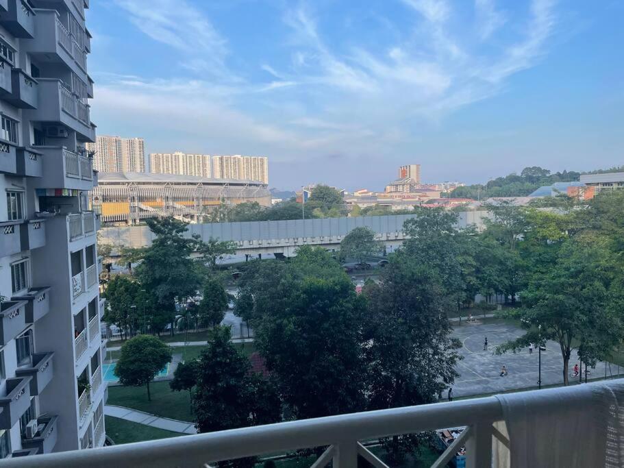 Arena Stadium Bukit Jalil Furnished, Air Con Pangsapuri Kuala Lumpur