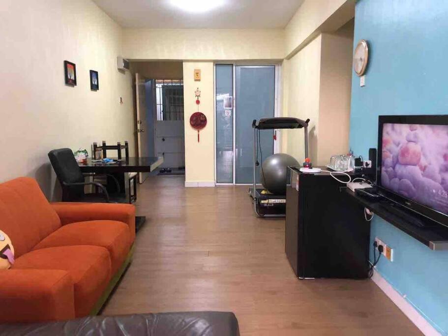 Arena Stadium Bukit Jalil Furnished, Air Con Pangsapuri